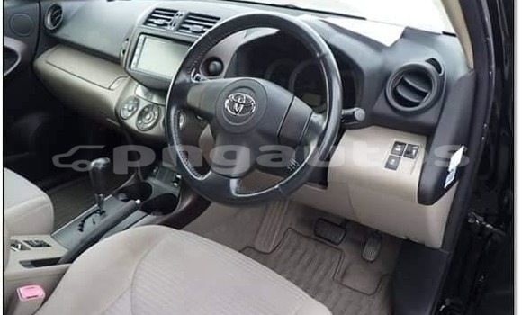 Acheter Occasion Voiture Toyota Vanguard Noir à Port Moresby, National Capital District Acheter Occasion Voiture Toyota Vanguard Noir à Port Moresby, National Capital District