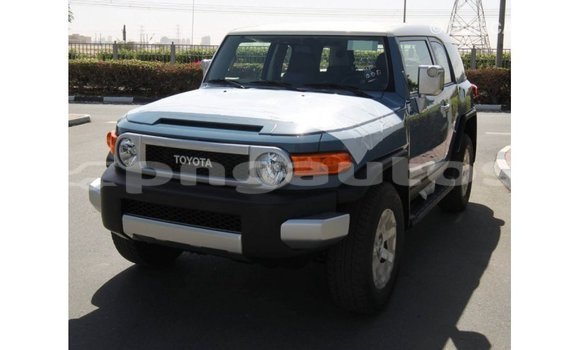 Buy Import Toyota FJ Cruiser Blue Car in Import - Dubai in Enga Buy Import Toyota FJ Cruiser Blue Car in Import - Dubai in Enga