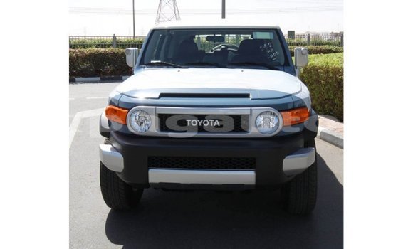 Buy Import Toyota FJ Cruiser Blue Car in Import - Dubai in Enga Buy Import Toyota FJ Cruiser Blue Car in Import - Dubai in Enga