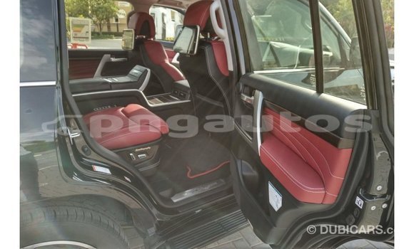 Buy Import Toyota Land Cruiser Black Car in Import - Dubai in Enga Buy Import Toyota Land Cruiser Black Car in Import - Dubai in Enga