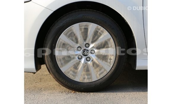 Buy Import Toyota Camry White Car in Import - Dubai in Enga Buy Import Toyota Camry White Car in Import - Dubai in Enga