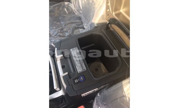 Buy Import Toyota Land Cruiser Black Car in Import - Dubai in Enga Buy Import Toyota Land Cruiser Black Car in Import - Dubai in Enga