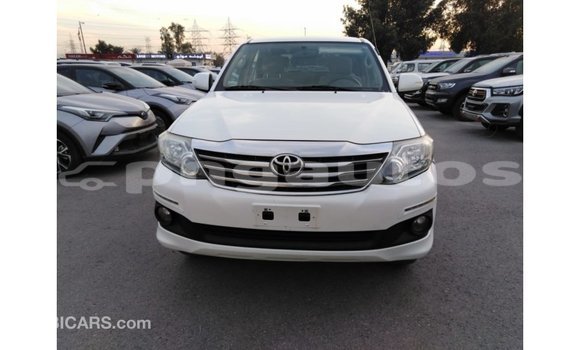 Buy Import Toyota Fortuner White Car in Import - Dubai in Enga Buy Import Toyota Fortuner White Car in Import - Dubai in Enga