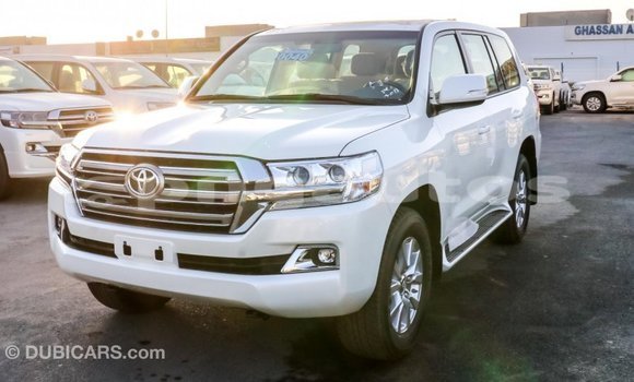 Buy Import Toyota Land Cruiser White Car in Import - Dubai in Enga Buy Import Toyota Land Cruiser White Car in Import - Dubai in Enga