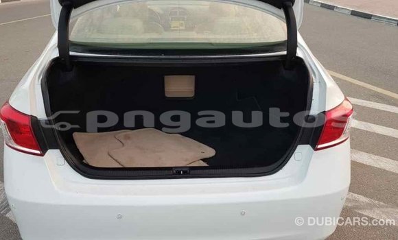 Buy Import Lexus 350 White Car in Import - Dubai in Enga