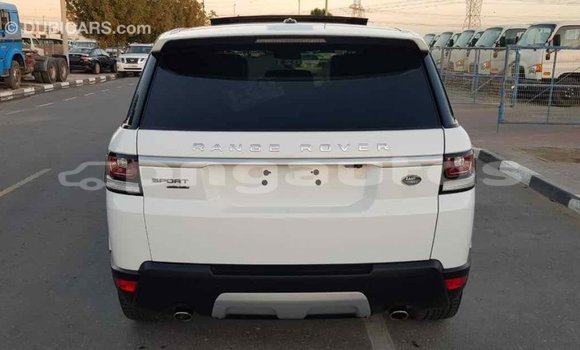 Buy Import Land Rover Range Rover White Car in Import - Dubai in Enga Buy Import Land Rover Range Rover White Car in Import - Dubai in Enga