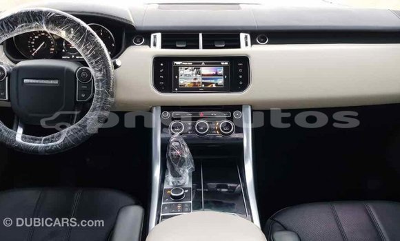 Buy Import Land Rover Range Rover White Car in Import - Dubai in Enga Buy Import Land Rover Range Rover White Car in Import - Dubai in Enga
