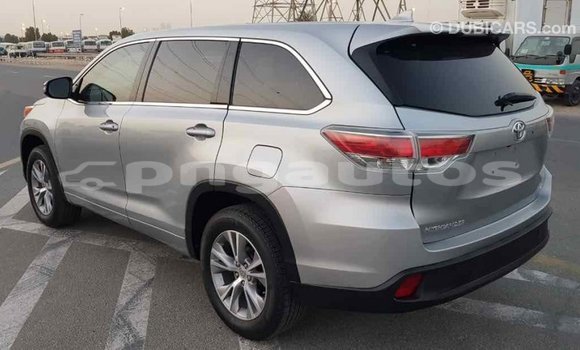 Buy Import Toyota Highlander Other Car in Import - Dubai in Enga Buy Import Toyota Highlander Other Car in Import - Dubai in Enga