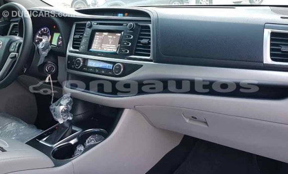Buy Import Toyota Highlander Other Car in Import - Dubai in Enga Buy Import Toyota Highlander Other Car in Import - Dubai in Enga