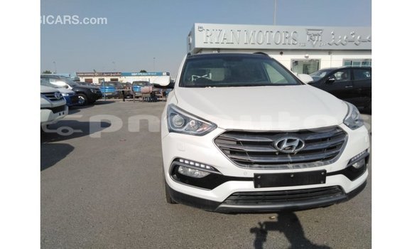 Acheter Import Voiture Hyundai Santa Fe Blanc à Import - Dubai, Enga Acheter Import Voiture Hyundai Santa Fe Blanc à Import - Dubai, Enga