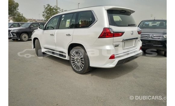 Buy Import Lexus LX White Car in Import - Dubai in Enga Buy Import Lexus LX White Car in Import - Dubai in Enga