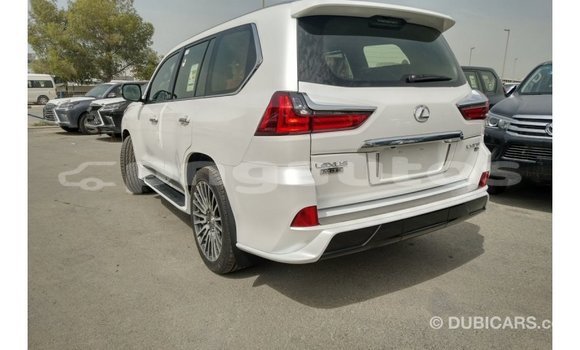 Buy Import Lexus LX White Car in Import - Dubai in Enga Buy Import Lexus LX White Car in Import - Dubai in Enga