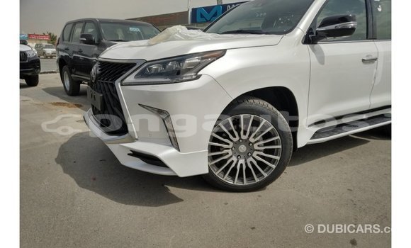 Buy Import Lexus LX White Car in Import - Dubai in Enga