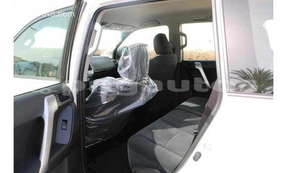 Buy Import Toyota Prado White Car in Import - Dubai in Enga Buy Import Toyota Prado White Car in Import - Dubai in Enga