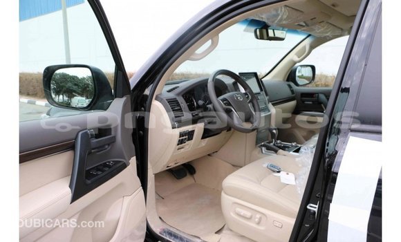 Buy Import Toyota Land Cruiser Black Car in Import - Dubai in Enga Buy Import Toyota Land Cruiser Black Car in Import - Dubai in Enga