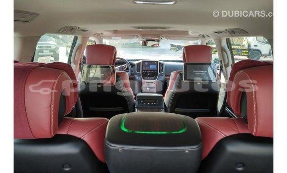 Buy Import Toyota Land Cruiser Black Car in Import - Dubai in Enga Buy Import Toyota Land Cruiser Black Car in Import - Dubai in Enga
