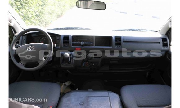 Buy Import Toyota Hiace White Car in Import - Dubai in Enga Buy Import Toyota Hiace White Car in Import - Dubai in Enga
