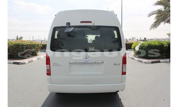 Buy Import Toyota Hiace White Car in Import - Dubai in Enga Buy Import Toyota Hiace White Car in Import - Dubai in Enga