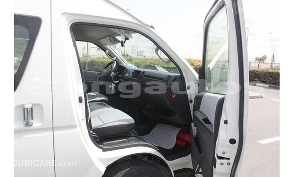 Buy Import Toyota Hiace White Car in Import - Dubai in Enga Buy Import Toyota Hiace White Car in Import - Dubai in Enga