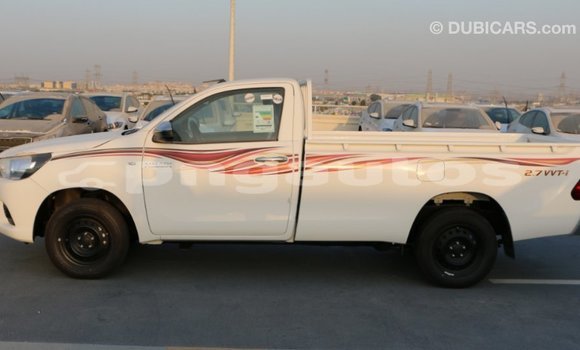 Buy Import Toyota Hilux White Car in Import - Dubai in Enga Buy Import Toyota Hilux White Car in Import - Dubai in Enga