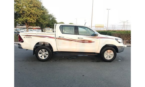 Buy Import Toyota Hilux White Car in Import - Dubai in Enga Buy Import Toyota Hilux White Car in Import - Dubai in Enga
