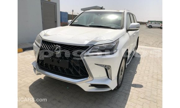 Buy Import Lexus LX White Car in Import - Dubai in Enga Buy Import Lexus LX White Car in Import - Dubai in Enga