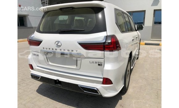 Buy Import Lexus LX White Car in Import - Dubai in Enga Buy Import Lexus LX White Car in Import - Dubai in Enga