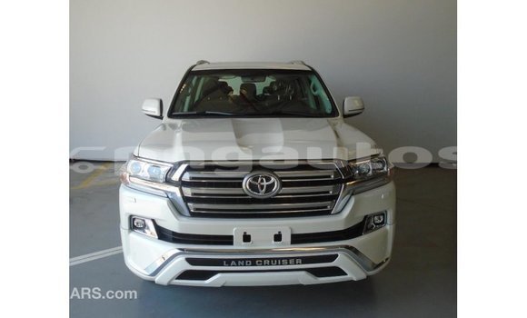 Buy Import Toyota Land Cruiser Other Car in Import - Dubai in Enga Buy Import Toyota Land Cruiser Other Car in Import - Dubai in Enga