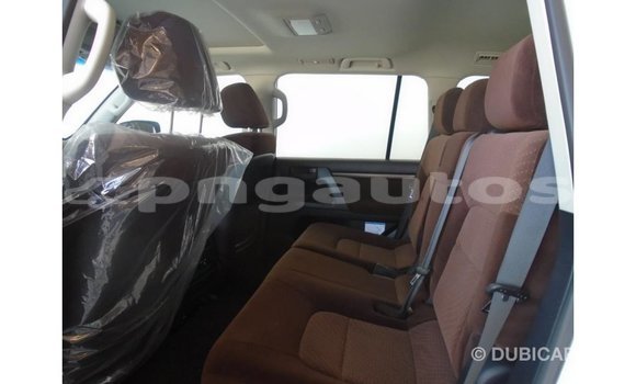 Buy Import Toyota Land Cruiser Other Car in Import - Dubai in Enga Buy Import Toyota Land Cruiser Other Car in Import - Dubai in Enga