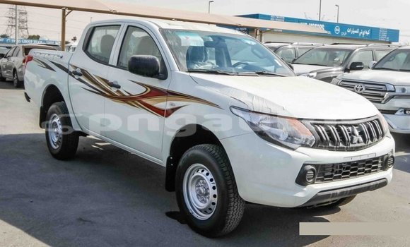 Buy Import Mitsubishi L200 White Car in Import - Dubai in Enga Buy Import Mitsubishi L200 White Car in Import - Dubai in Enga