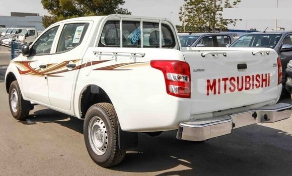 Buy Import Mitsubishi L200 White Car in Import - Dubai in Enga Buy Import Mitsubishi L200 White Car in Import - Dubai in Enga