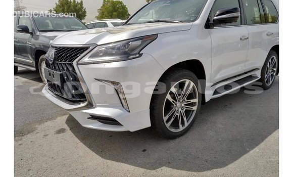Buy Import Lexus LX White Car in Import - Dubai in Enga Buy Import Lexus LX White Car in Import - Dubai in Enga