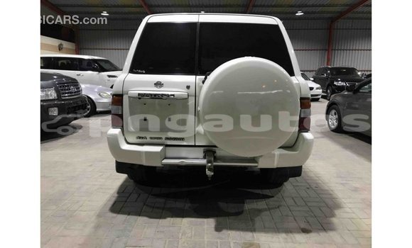 Buy Import Nissan Patrol White Car in Import - Dubai in Enga Buy Import Nissan Patrol White Car in Import - Dubai in Enga
