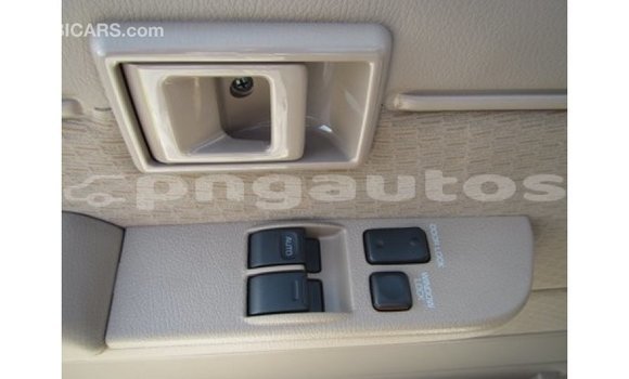 Buy Import Toyota Land Cruiser White Car in Import - Dubai in Enga Buy Import Toyota Land Cruiser White Car in Import - Dubai in Enga