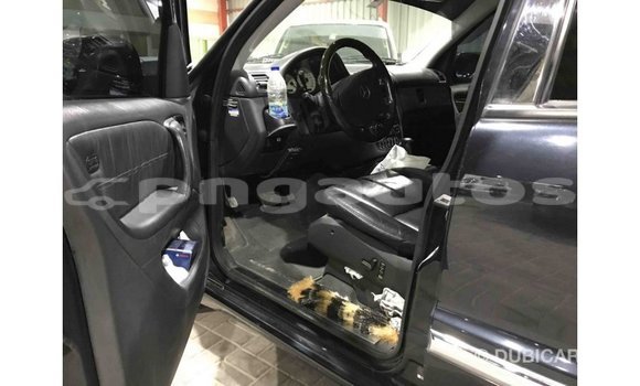 Buy Import Mercedes-Benz 190 (W201) Blue Car in Import - Dubai in Enga Buy Import Mercedes-Benz 190 (W201) Blue Car in Import - Dubai in Enga