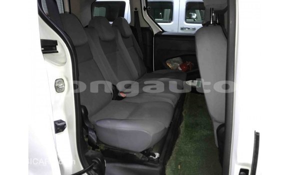 Buy Import Peugeot Partner White Car in Import - Dubai in Enga