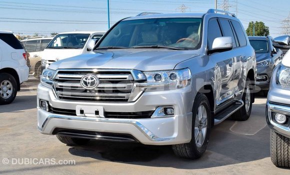 Buy Import Toyota Land Cruiser Other Car in Import - Dubai in Enga Buy Import Toyota Land Cruiser Other Car in Import - Dubai in Enga