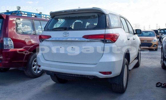Buy Import Toyota Fortuner White Car in Import - Dubai in Enga Buy Import Toyota Fortuner White Car in Import - Dubai in Enga