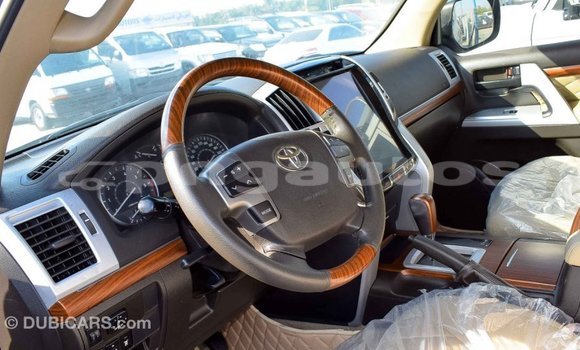 Buy Import Toyota Land Cruiser Other Car in Import - Dubai in Enga Buy Import Toyota Land Cruiser Other Car in Import - Dubai in Enga