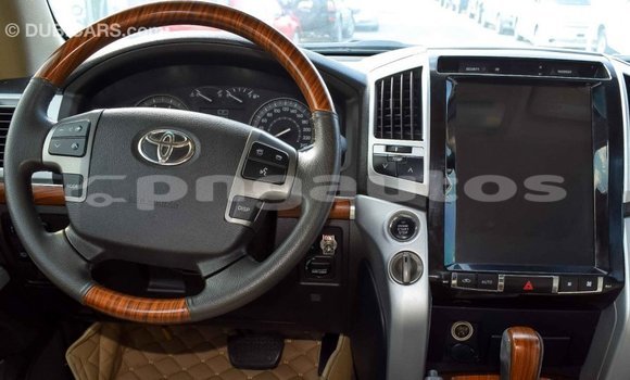 Buy Import Toyota Land Cruiser Other Car in Import - Dubai in Enga Buy Import Toyota Land Cruiser Other Car in Import - Dubai in Enga