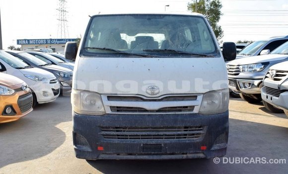 Buy Import Toyota Hiace White Car in Import - Dubai in Enga Buy Import Toyota Hiace White Car in Import - Dubai in Enga