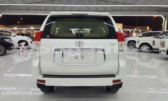 Buy Import Toyota Prado White Car in Import - Dubai in Enga Buy Import Toyota Prado White Car in Import - Dubai in Enga