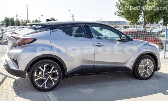 Acheter Import Voiture Toyota C-HR Autre à Import - Dubai, Enga Acheter Import Voiture Toyota C-HR Autre à Import - Dubai, Enga