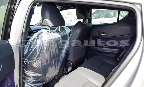 Acheter Import Voiture Toyota C-HR Autre à Import - Dubai, Enga Acheter Import Voiture Toyota C-HR Autre à Import - Dubai, Enga