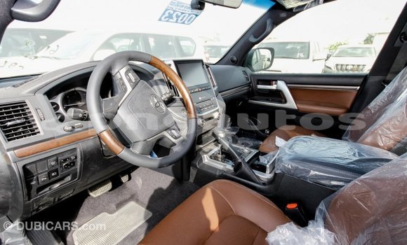 Buy Import Toyota Land Cruiser Black Car in Import - Dubai in Enga Buy Import Toyota Land Cruiser Black Car in Import - Dubai in Enga