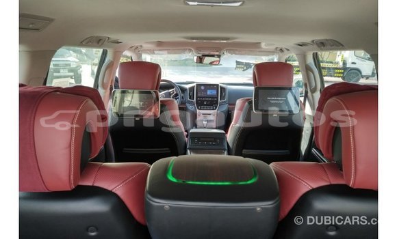 Buy Import Toyota Land Cruiser Black Car in Import - Dubai in Enga Buy Import Toyota Land Cruiser Black Car in Import - Dubai in Enga