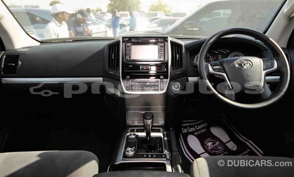Buy Import Toyota Land Cruiser Black Car in Import - Dubai in Enga Buy Import Toyota Land Cruiser Black Car in Import - Dubai in Enga