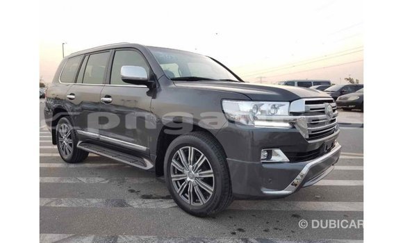 Buy Import Toyota Land Cruiser Other Car in Import - Dubai in Enga Buy Import Toyota Land Cruiser Other Car in Import - Dubai in Enga