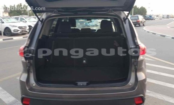 Buy Import Toyota Highlander Other Car in Import - Dubai in Enga Buy Import Toyota Highlander Other Car in Import - Dubai in Enga